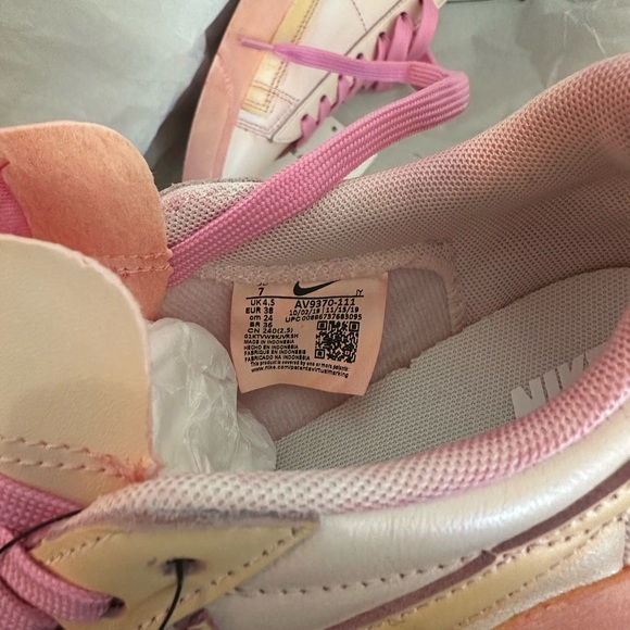 CDG Comme des Garcons GIRL Pink Nike Blazer - Picture 5 of 7